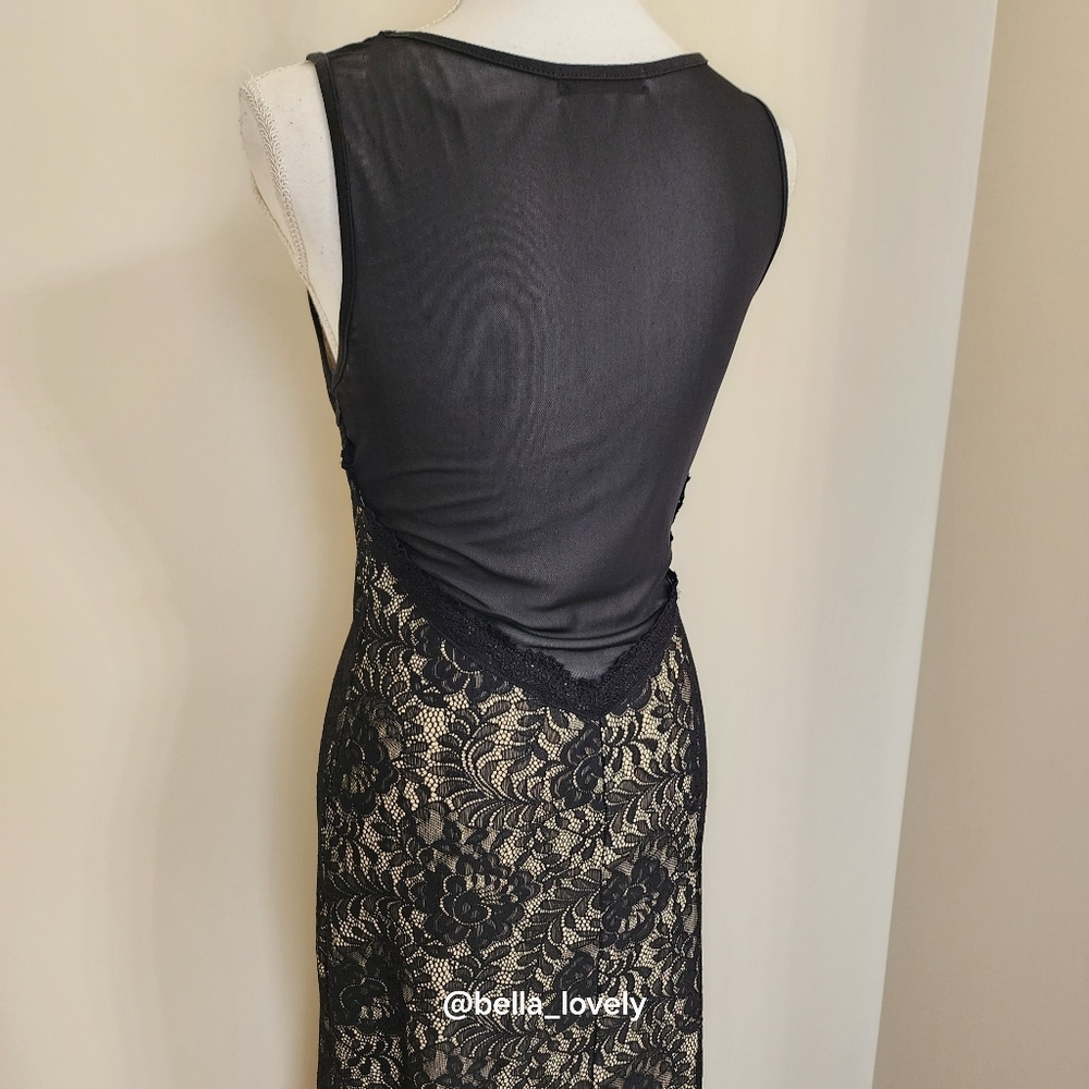 Formal Elegant Black Cream Lace Backless Sheer Back Dress - Picture 9 of 12